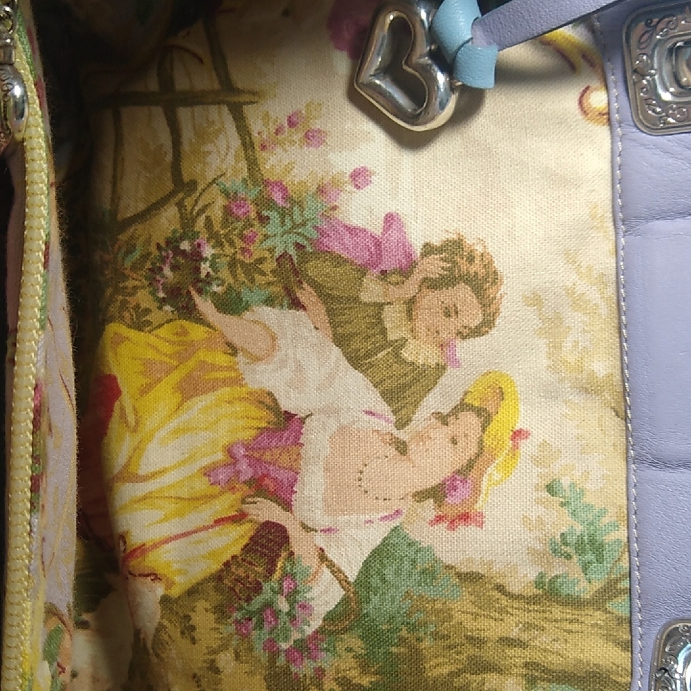 Brighton Reversible small tote handbag 'Lover's in a garden Paris' lining - Picture 3 of 16